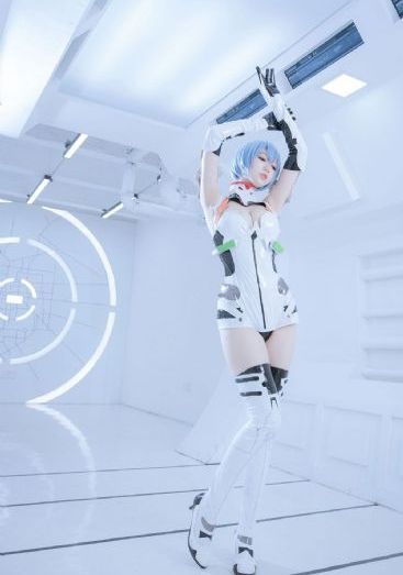 交换工作:漂亮的女性员工_BT种子搜索