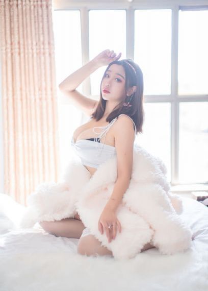 公交车揉捏大乳呻吟喘娇_1080P在线手机播放