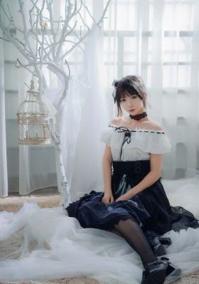 花蝴蝶高清完整版_高清日韩免费观看